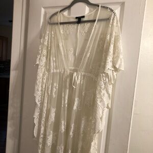 Forever 21 White Lace Maxi Kimono L